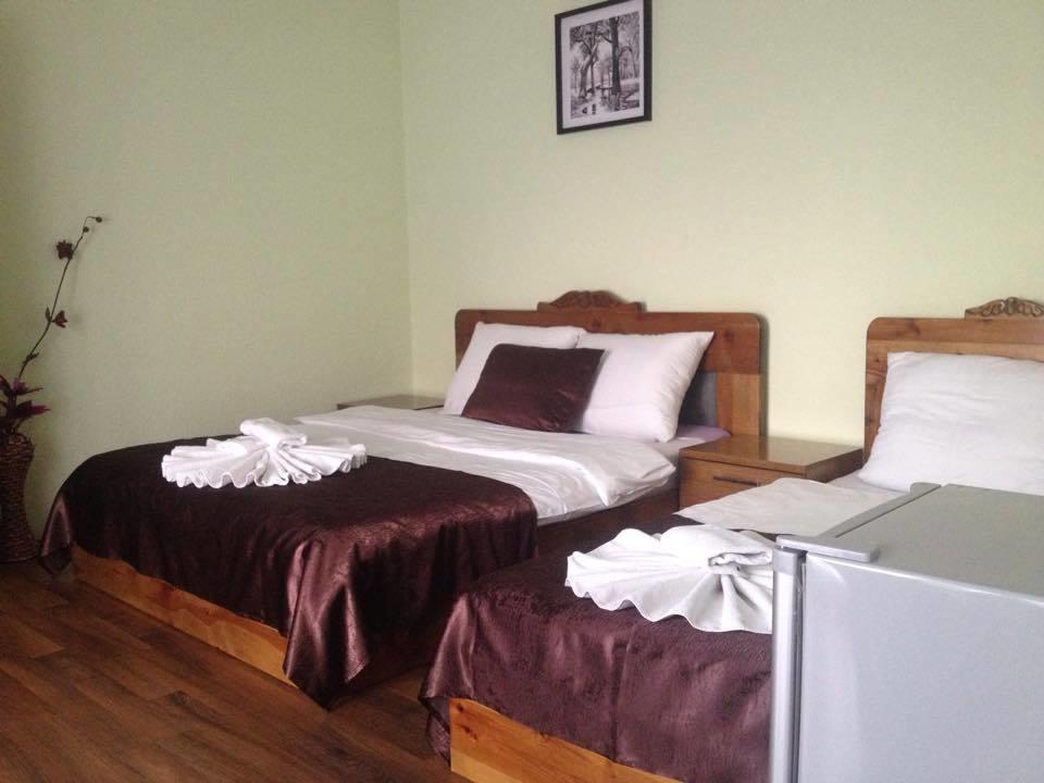 Hotel Antika Призрен Экстерьер фото