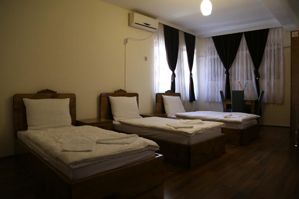 Hotel Antika Призрен Номер фото