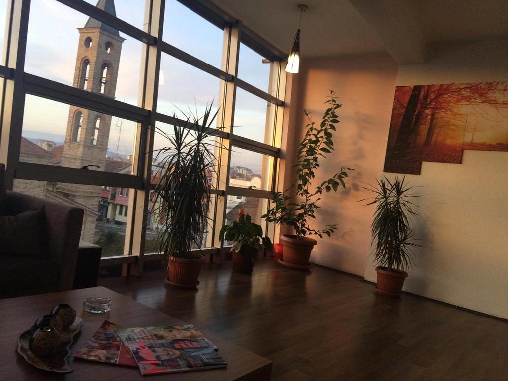 Hotel Antika Призрен Экстерьер фото